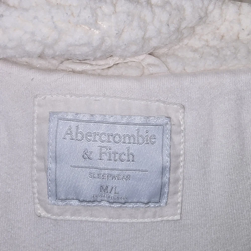Abercrombie & Fitch Cream Plush Shawl-Collar Robe Chunky‎ Teddy Softgirl